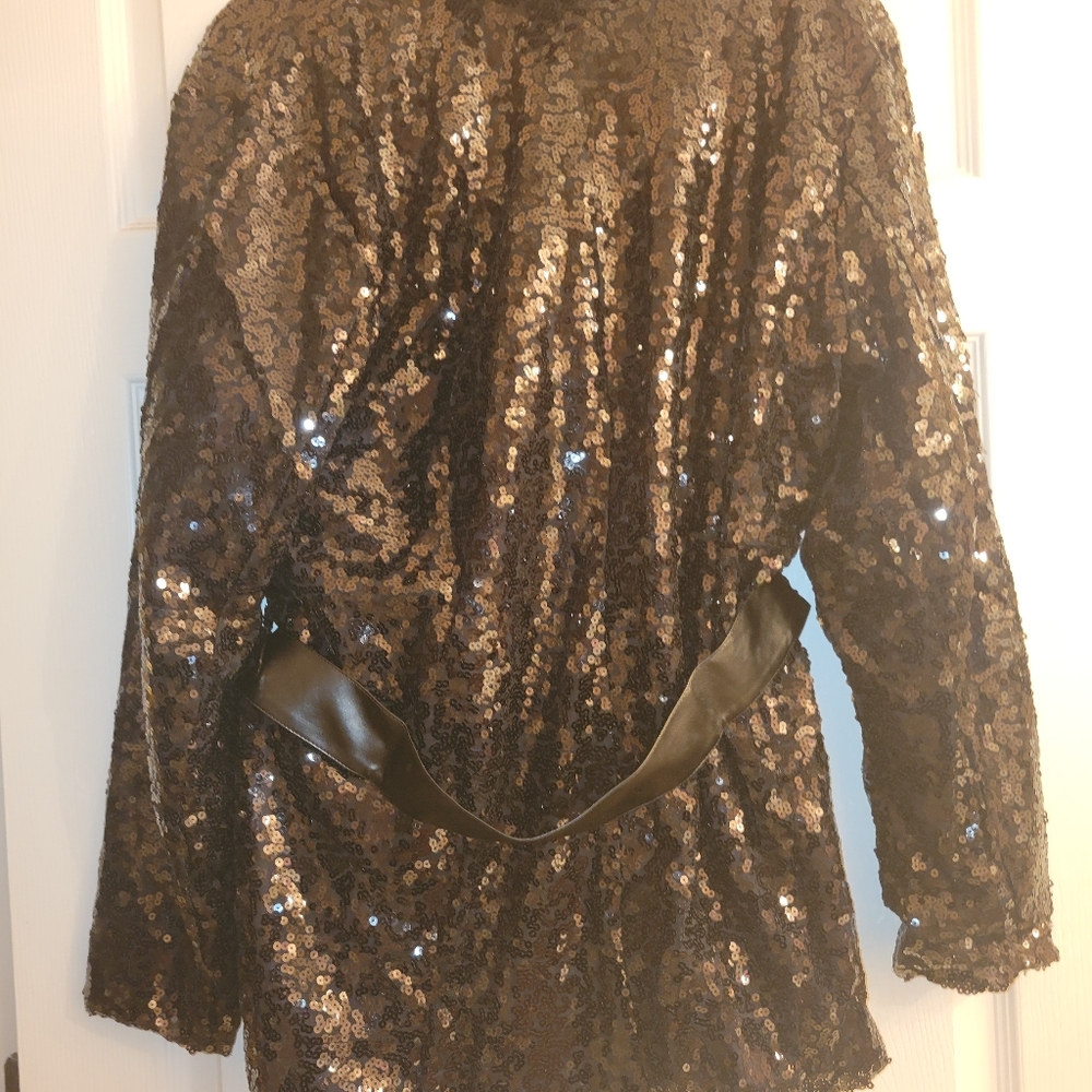 Blazer - Picture 5 of 5